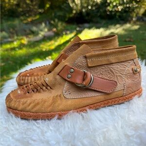 OTBT Leather Moccasins 6M